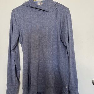 Barely worn athletic long sleeve